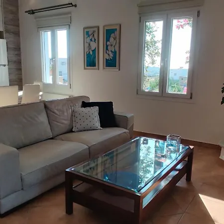 Santa Mavra Apartment