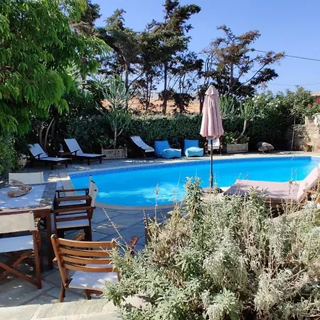 Santa Mavra Apartment *